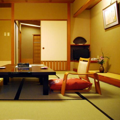 Yukemurino-Yado Biwanso Nanao Camera foto